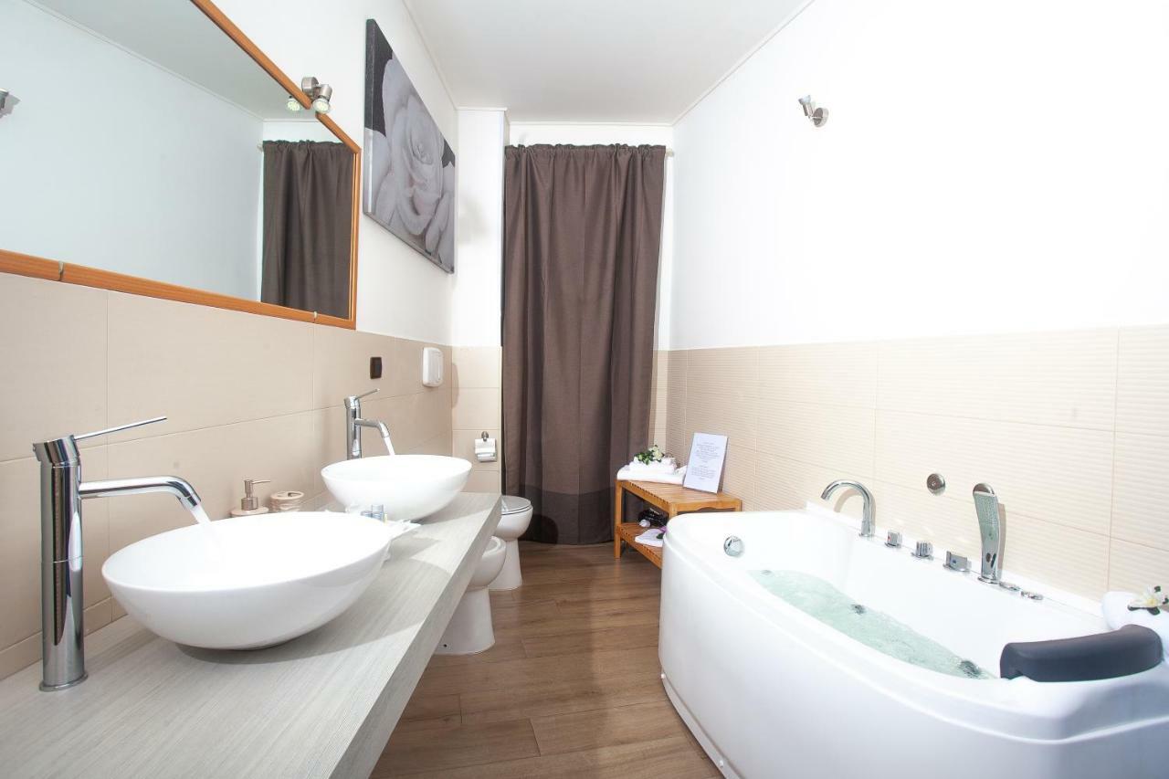 Fior Di Loto Sweetness Hotel Cagliari Buitenkant foto
